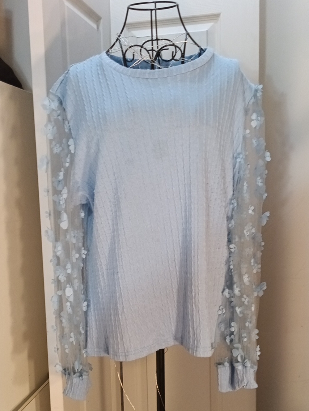 Light Blue Women's Floral Mesh Sleeve Sweater